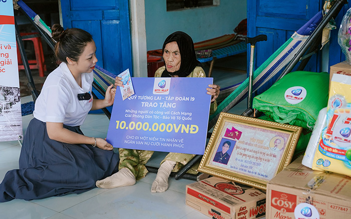 Biểu tượng điện thoại hotline của RC88